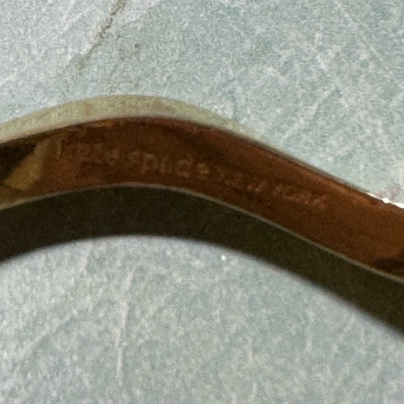 Kate Spade make waves gold tone bangle bracelet stackable - Picture 4 of 4